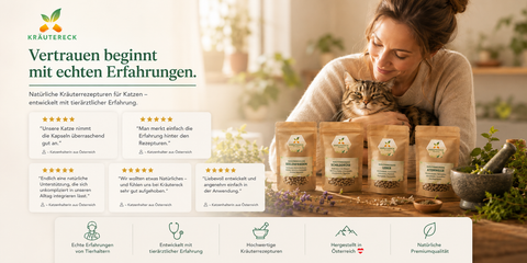 Emotionaler Kräutereck Testimonial-Banner mit liebevoller Katzenhalterin und entspannter Katze in warmer Wohnatmosphäre. Hochwertige Kräutereck Kräuterkapseln wie Seelenfrieden, Schilddrüse, Leber und Atemwege stehen natürlich integriert auf einem Holztisch. Im Vordergrund echte Kundenbewertungen und Vertrauenselemente für natürliche Kräuterrezepturen mit tierärztlicher Erfahrung.